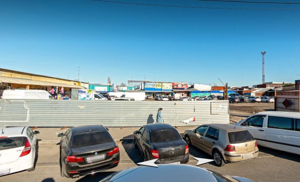 Власти Дона ожидают снятия ареста с земель бывших аксайских рынков под КРТ - фото 1