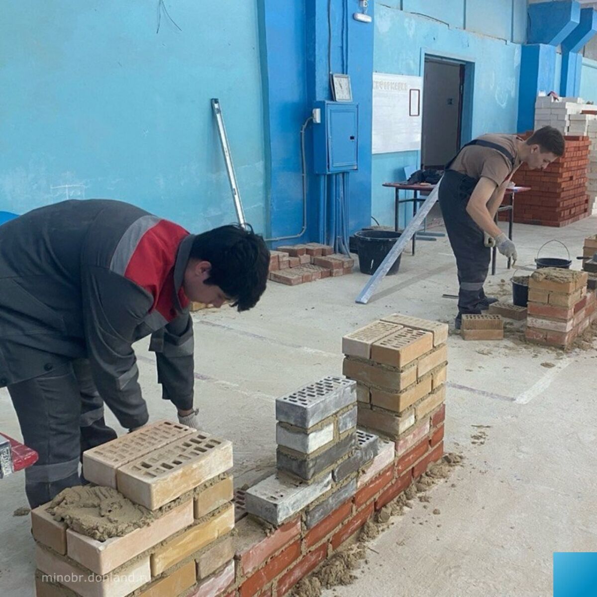 В колледжах Дона вдвое выросло число абитуриентов-строителей - фото 1