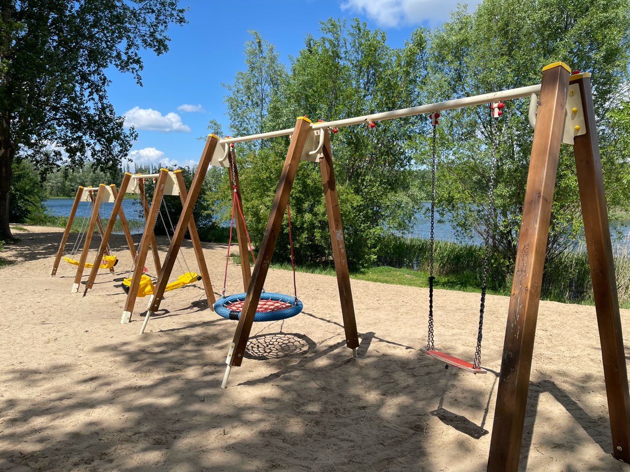 В Нижнем Новгороде разрешено купаться на всех 14 официальных пляжах - фото 1