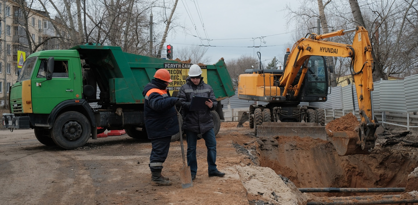 Теплоэнерго взяло на баланс бесхозную теплотрассу у общежития НГЛУ в