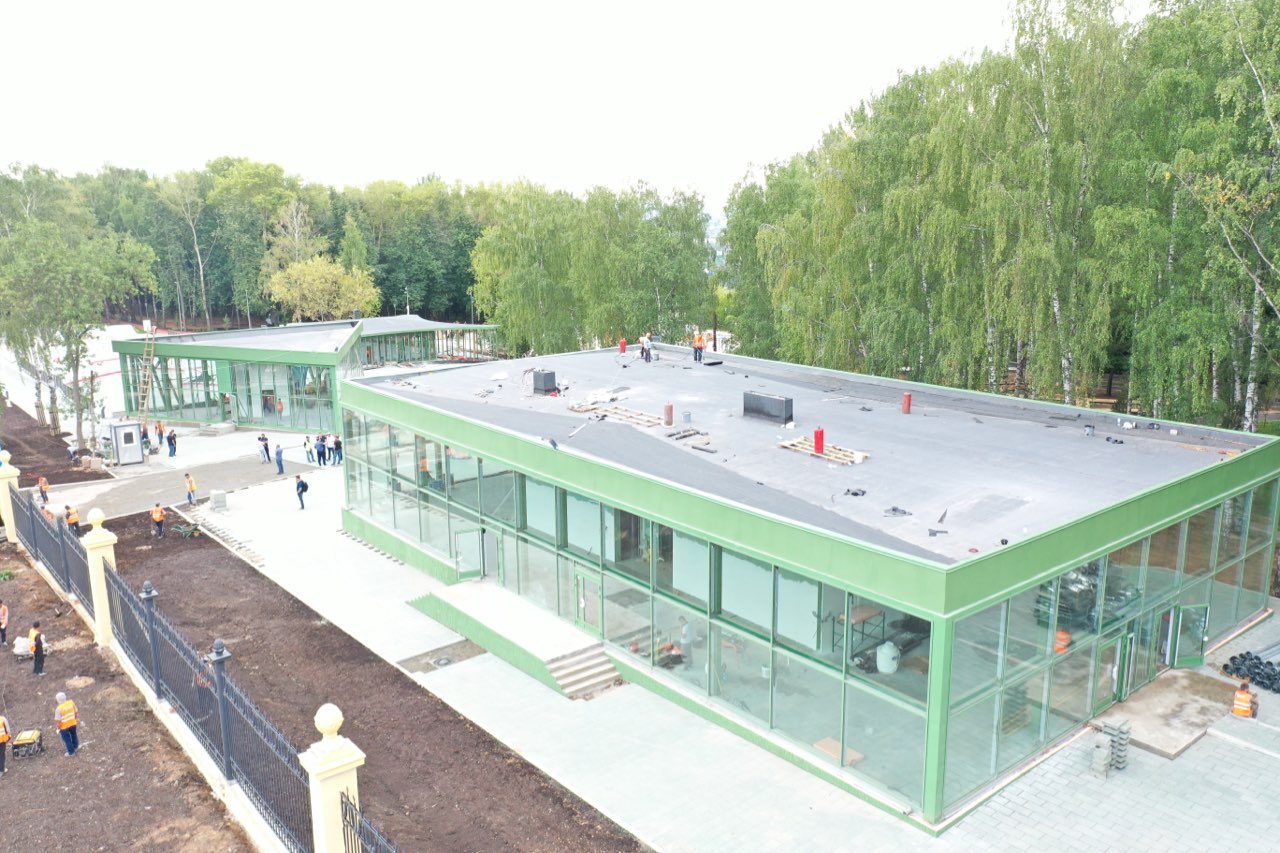 портивный и детский центры в Нижегородской “Швейцарии” достроят к концу сентября - фото 1