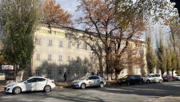 В запустении: На торги выставлен бывший подпольный госпиталь в Новочеркасске